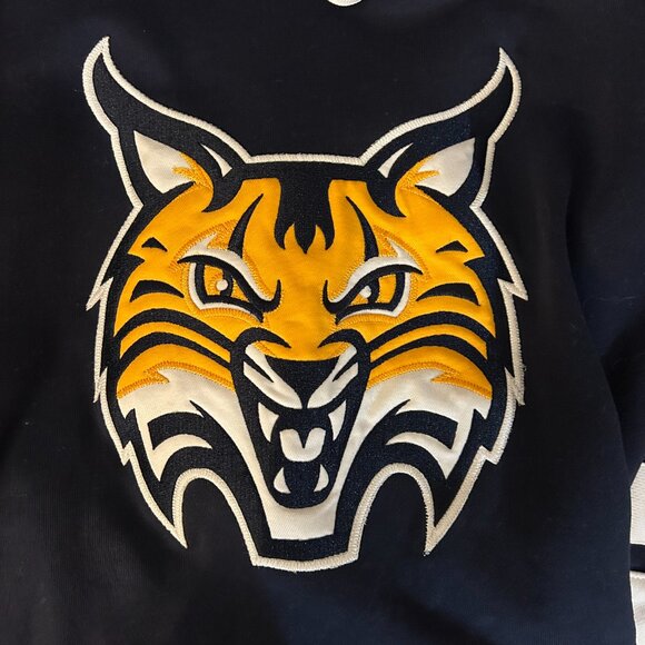 hockey jersey sweater quinnipiac bobcats champion small - Picture 4 of 4